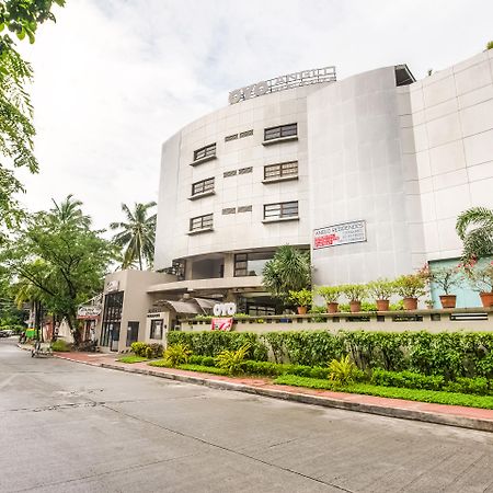 Anglo Residences Manila Quezon City Esterno foto