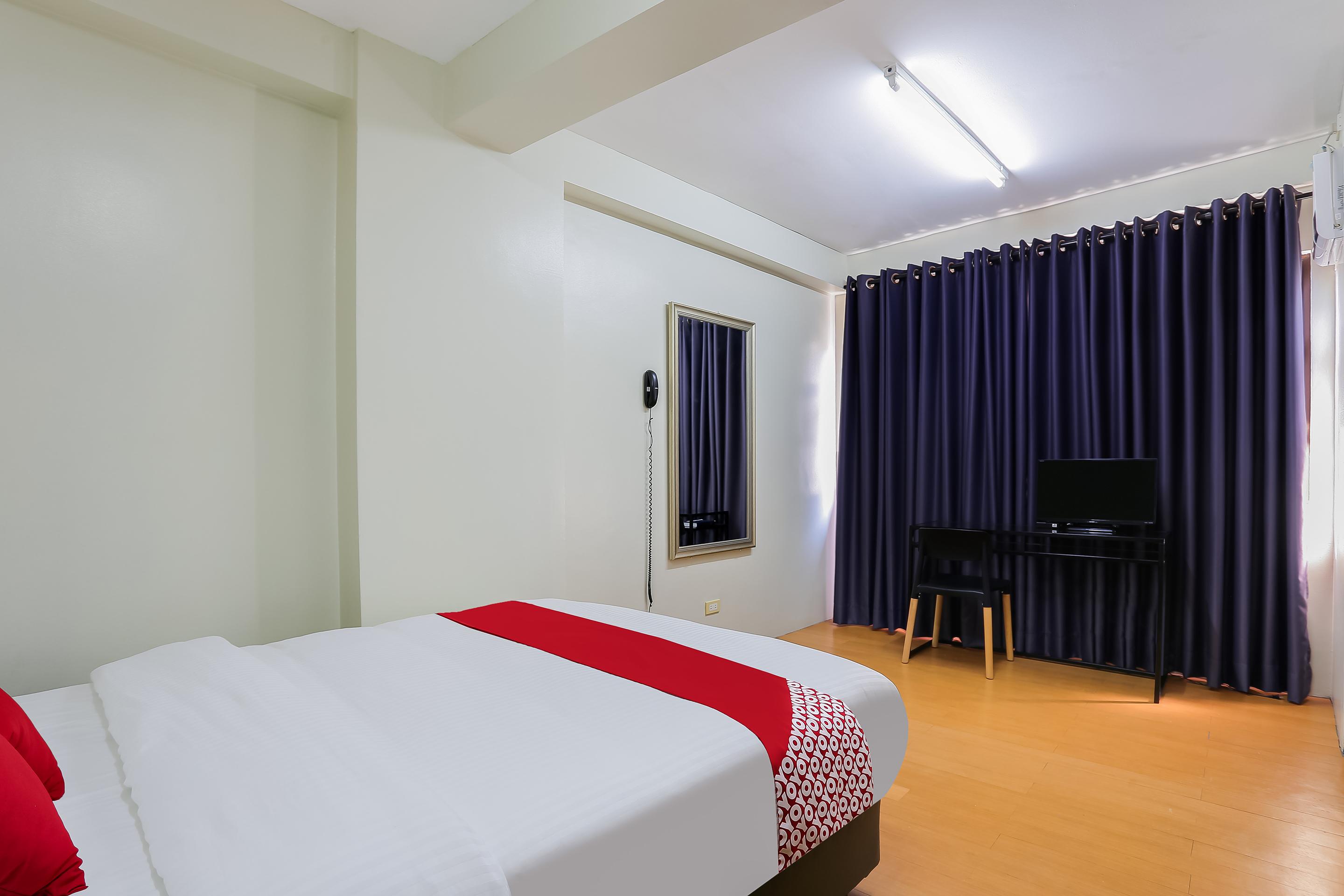Anglo Residences Manila Quezon City Esterno foto