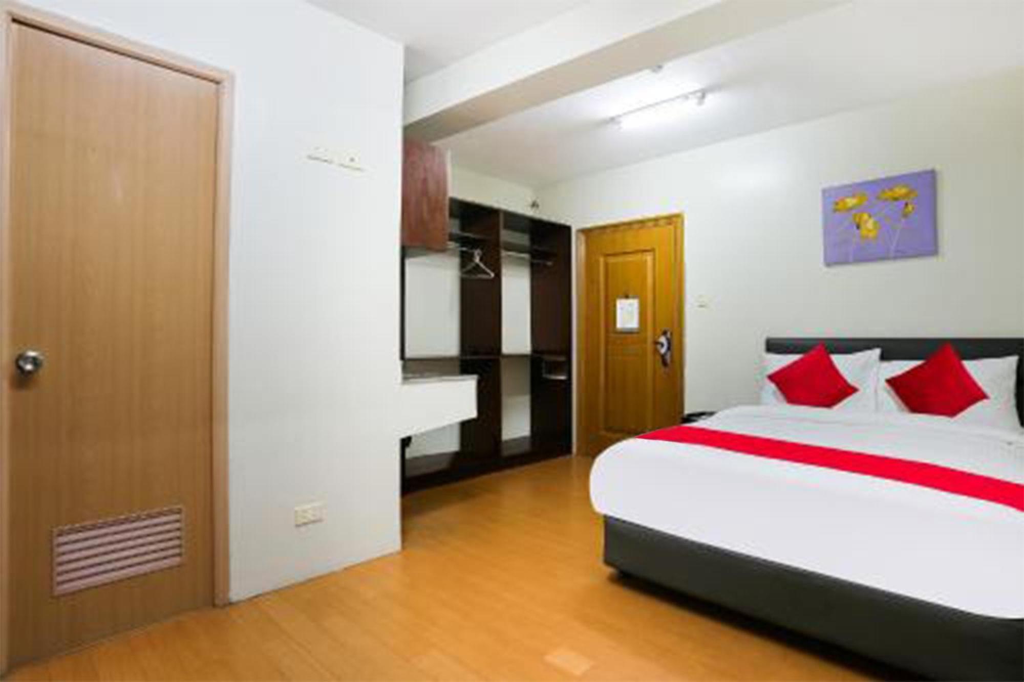 Anglo Residences Manila Quezon City Esterno foto