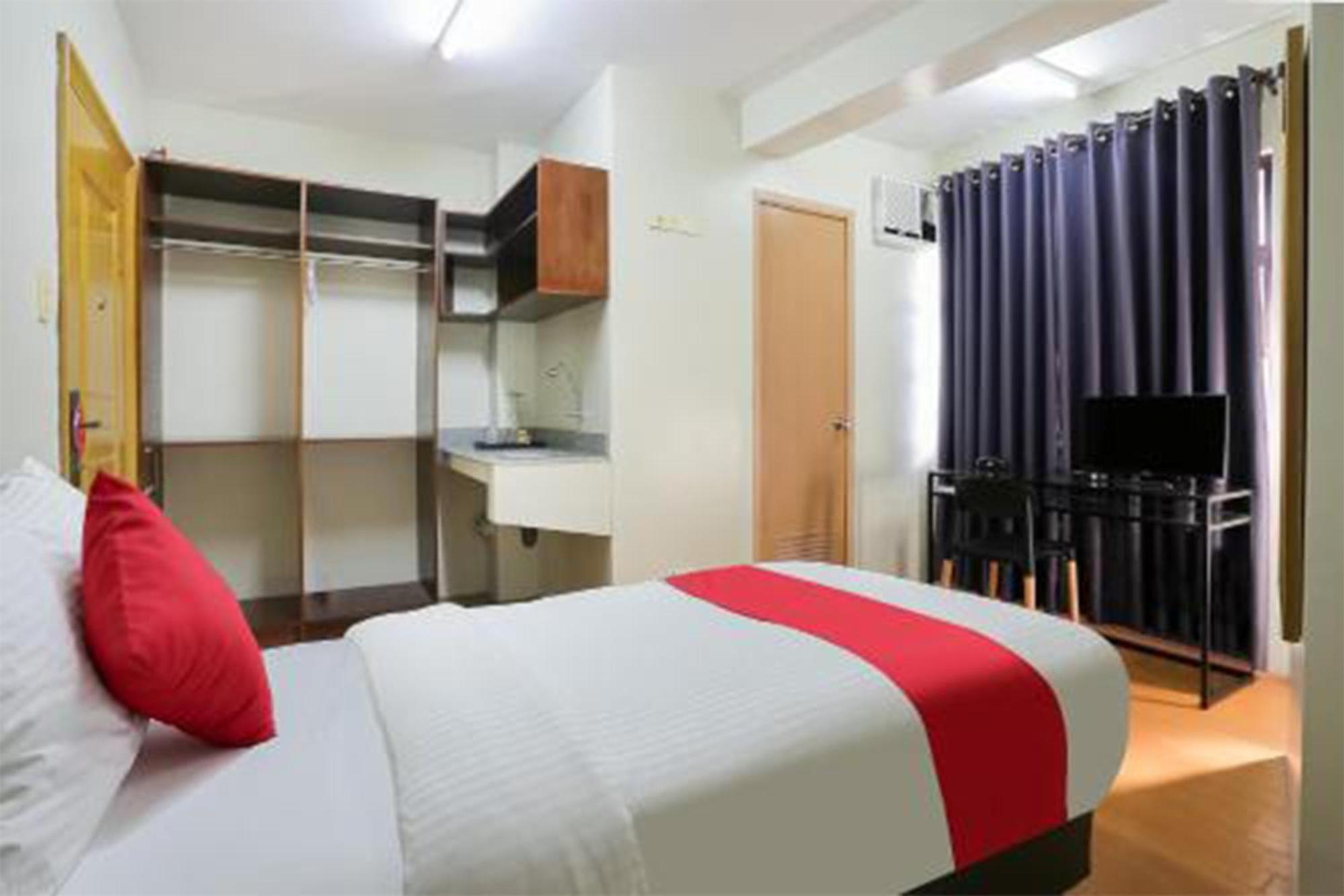 Anglo Residences Manila Quezon City Esterno foto